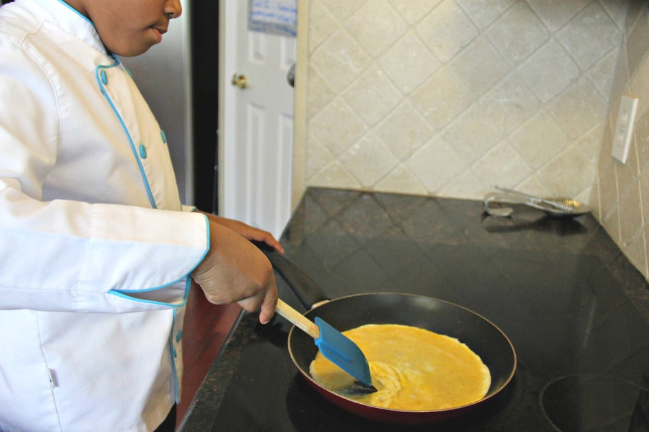 Teaching Kids How to Make Scrambled Eggs – The Step Stool Chef